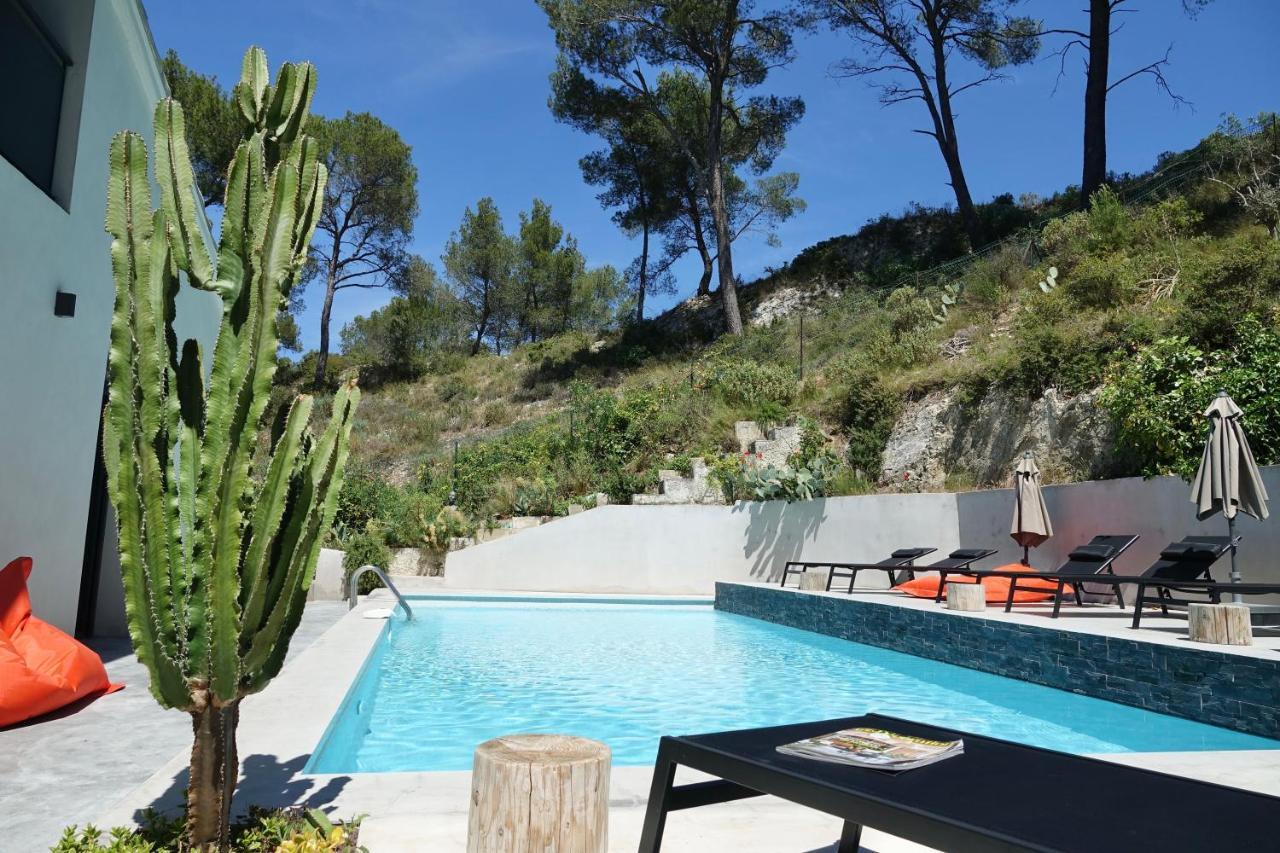 Arty Provence, Piscine Chauffee Bed & Breakfast Saint-Etienne-du-Gres Exterior photo